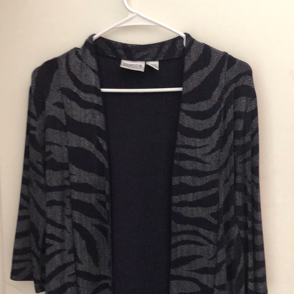 Chico’s Travelers size zero plum Cardigan
